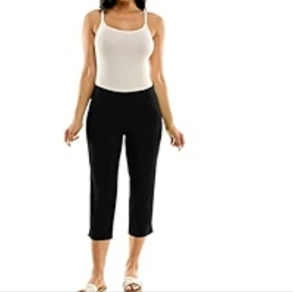 Elegant Black Women's Half Calf Capri - Picture 7 of 7